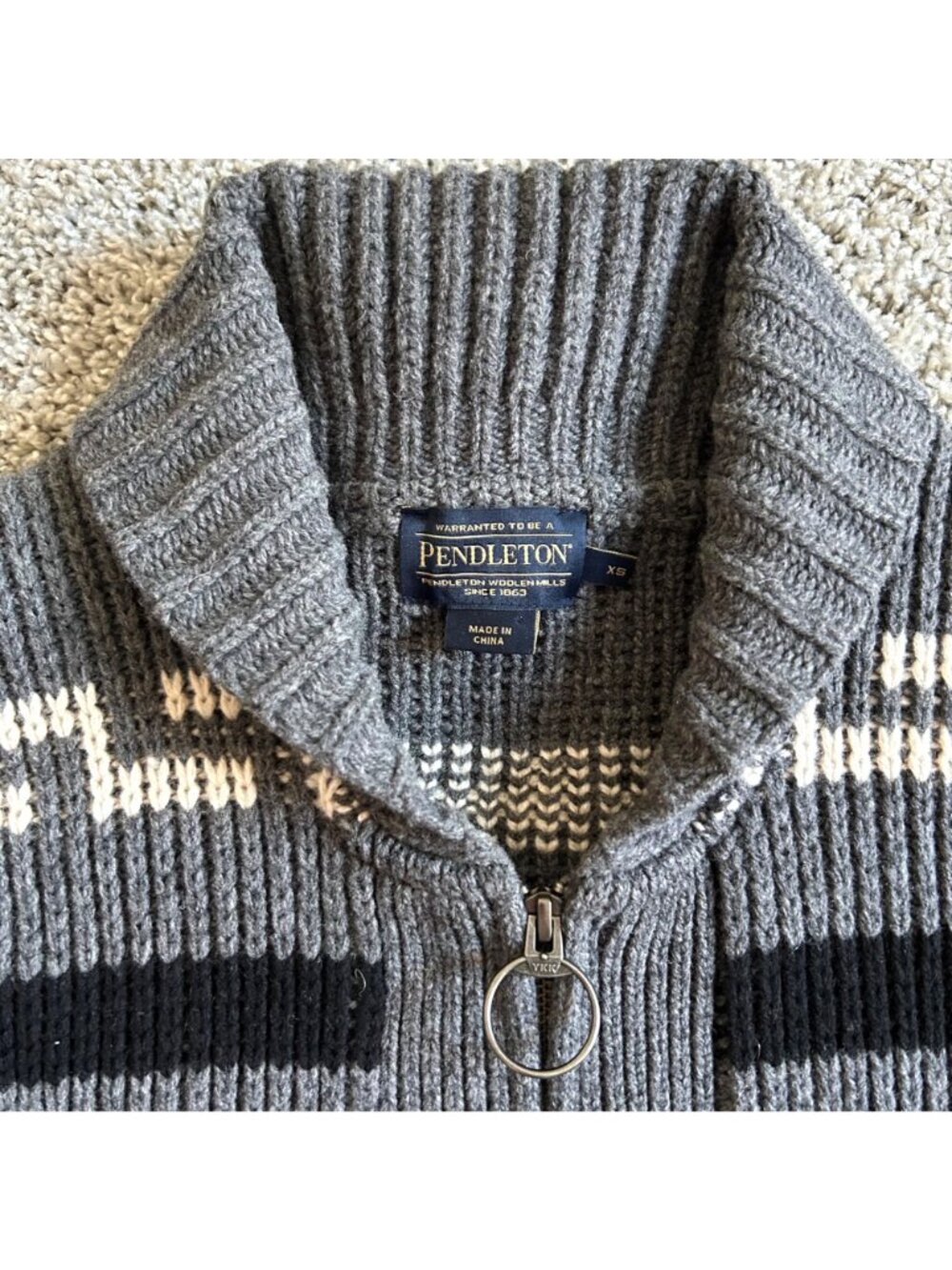 Pendleton Men's Sz XS Geometric Lambswool Zip Cardigan Sweater - Picture 3 of 9